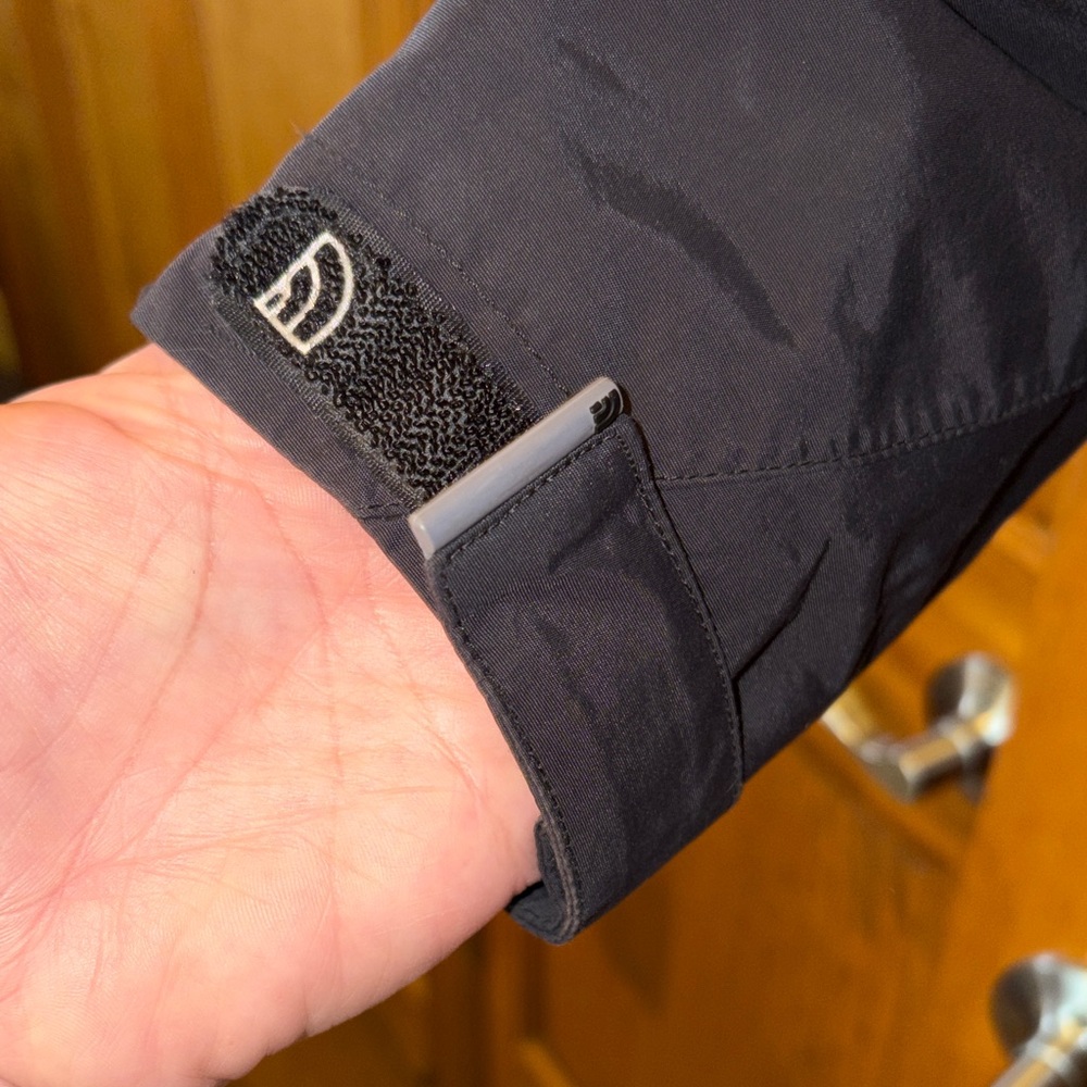The North Face Black Jacket -Women’s Medium - Picture 6 of 9